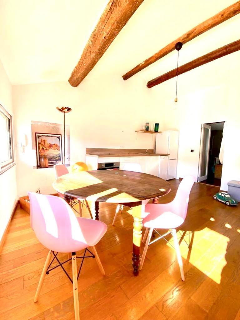Appartamento A Spacious, Sunny & Calm Loft In Avignon's Heart