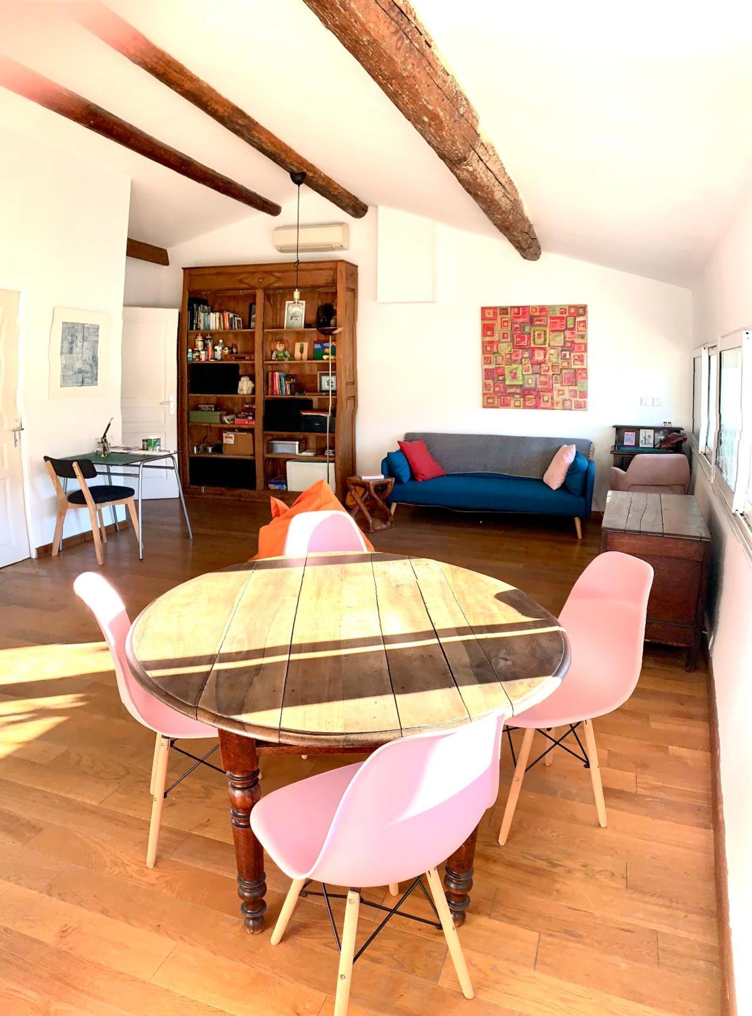 Appartamento A Spacious, Sunny & Calm Loft In Avignon's Heart Avignone
